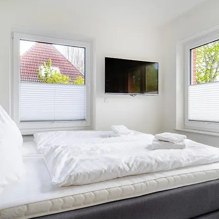With 2 Bedrooms * غريتسيل